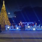 Porvenir celebró el encendido del árbol navideño con un show especial para la comunidad